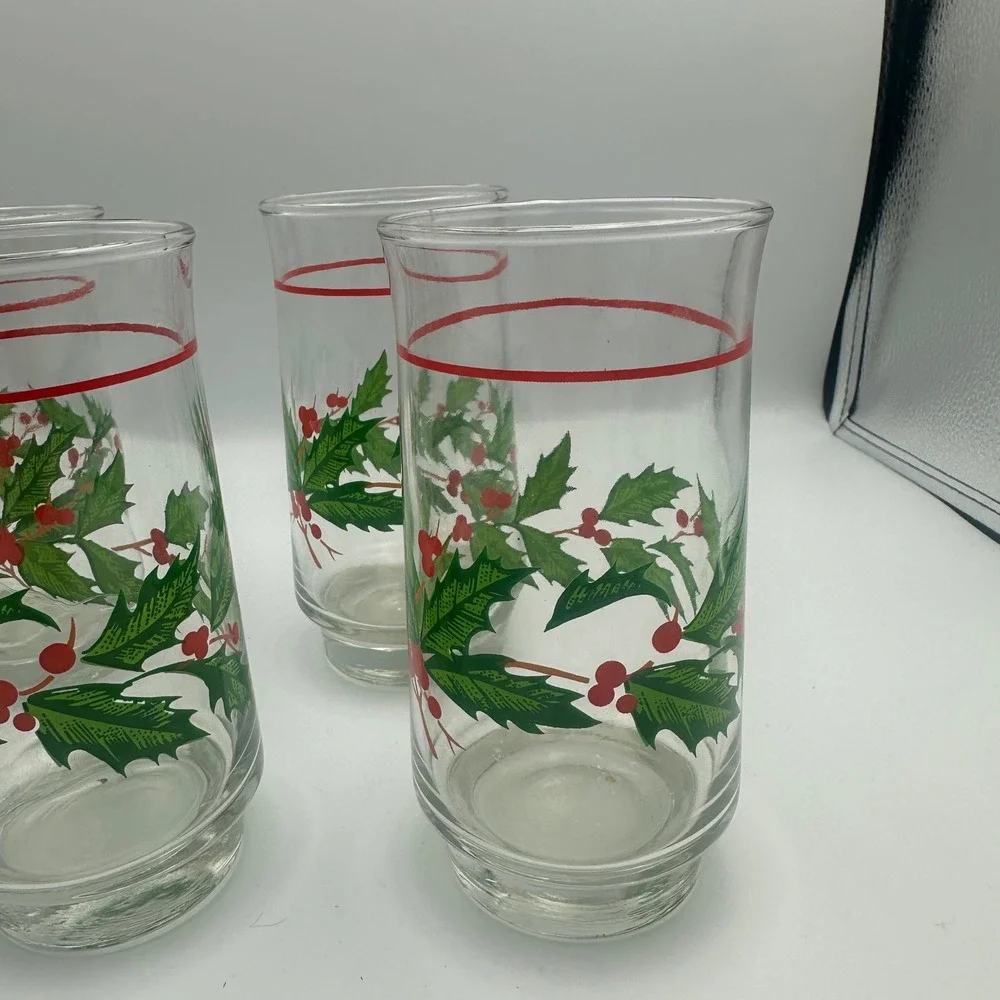 Vintage‎ Christmas Holly Berry Glasses Set of 6 Red Band Holiday Decor
